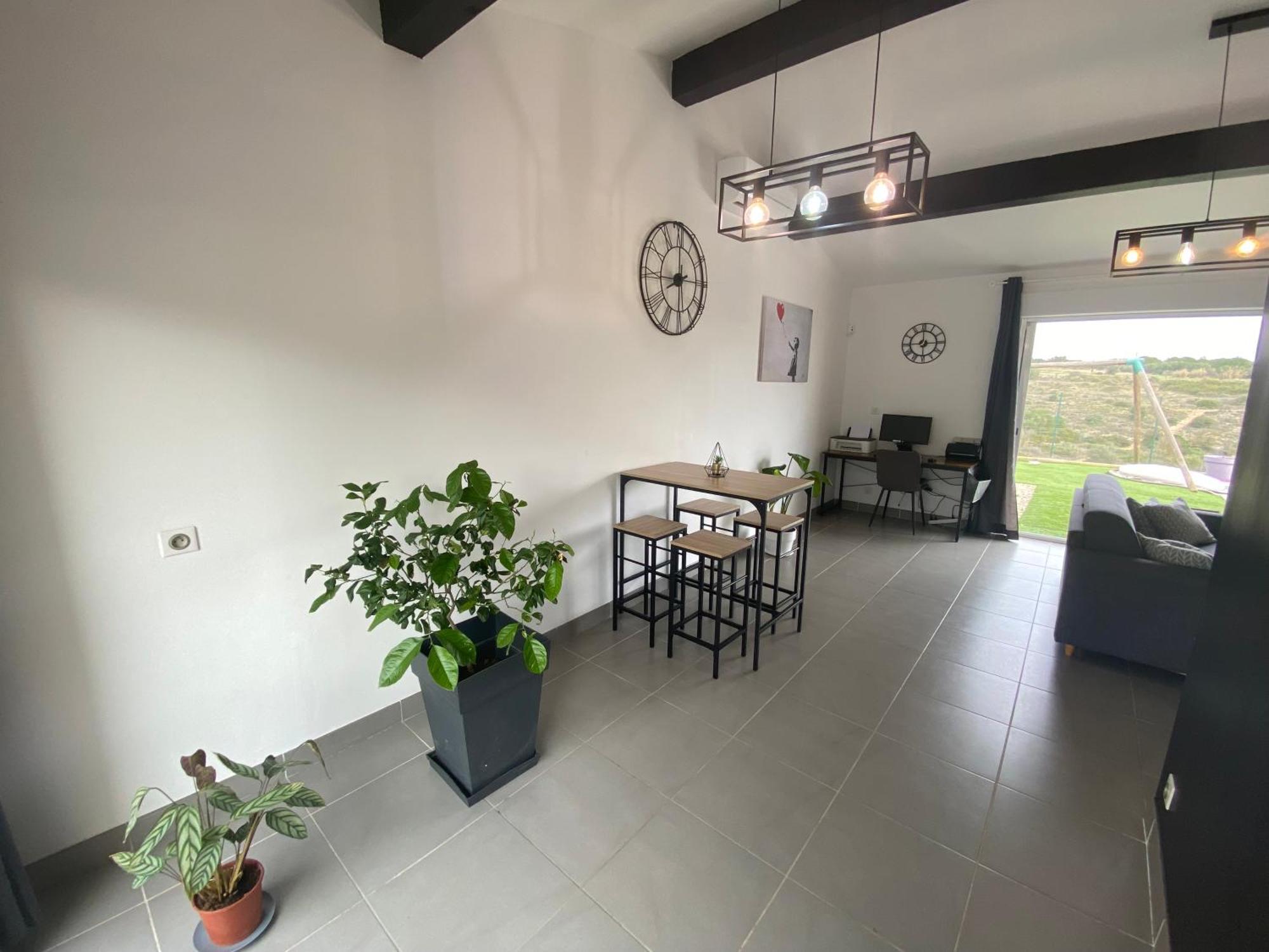 Privatunterkunft Loftly Place Cournonsec